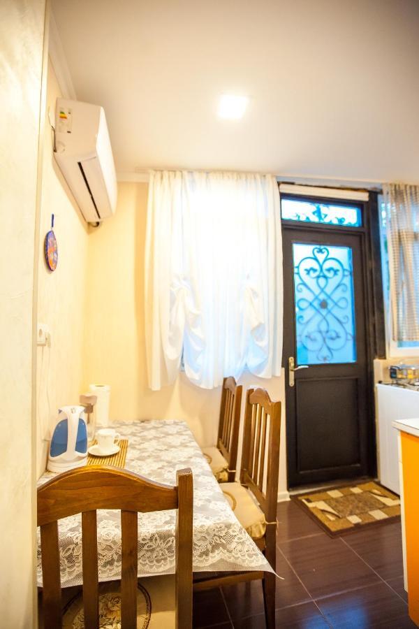 Guest House Happy Holidays Tbilisi Luaran gambar