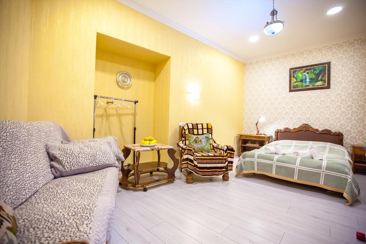 Guest House Happy Holidays Tbilisi Luaran gambar
